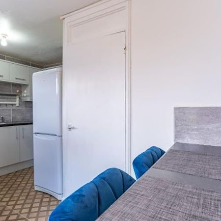 ברמינגהאם Spacious Flat In West Midlands מראה חיצוני תמונה