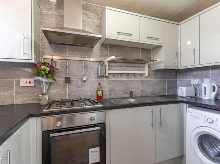 ברמינגהאם Spacious Flat In West Midlands מראה חיצוני תמונה