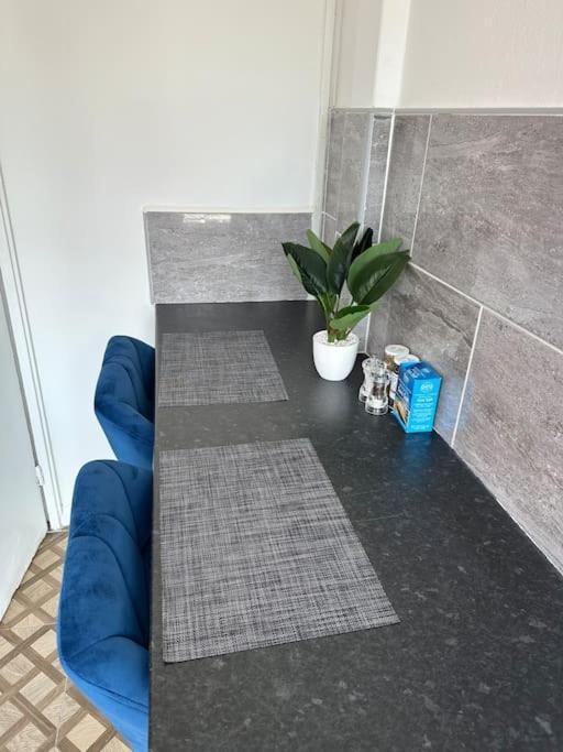 ברמינגהאם Spacious Flat In West Midlands מראה חיצוני תמונה